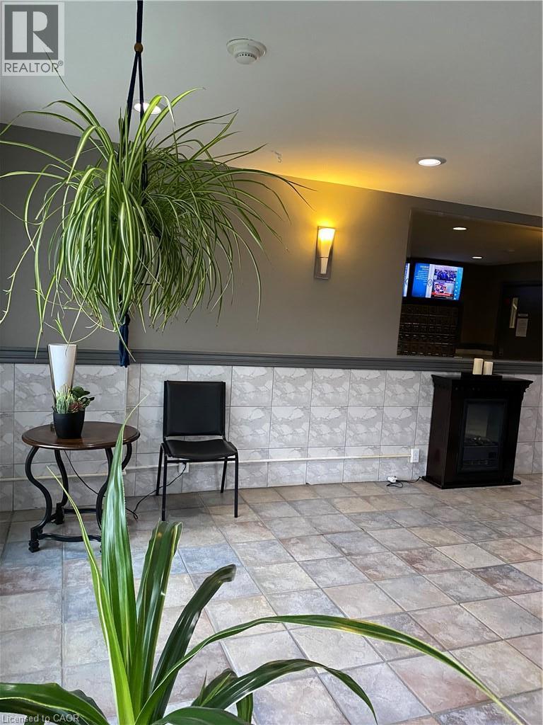 Entrance lobby - 65 Highland Crescent Unit# 201, Kitchener, ON - Indoor Photo Showing Other Room