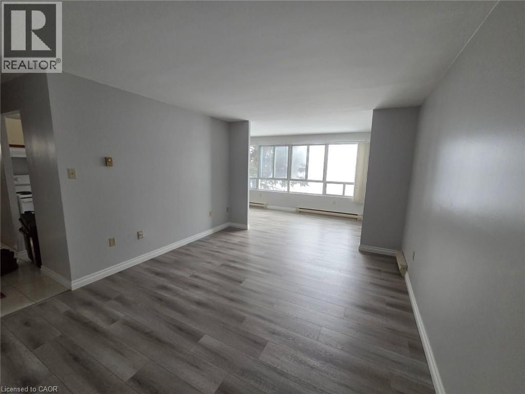 65 Highland Crescent Unit# 201, Kitchener, ON - Indoor Photo Showing Other Room