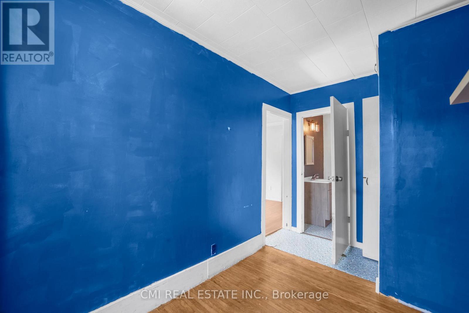 120 Second Avenue E, Shelburne, ON - Indoor Photo Showing Other Room