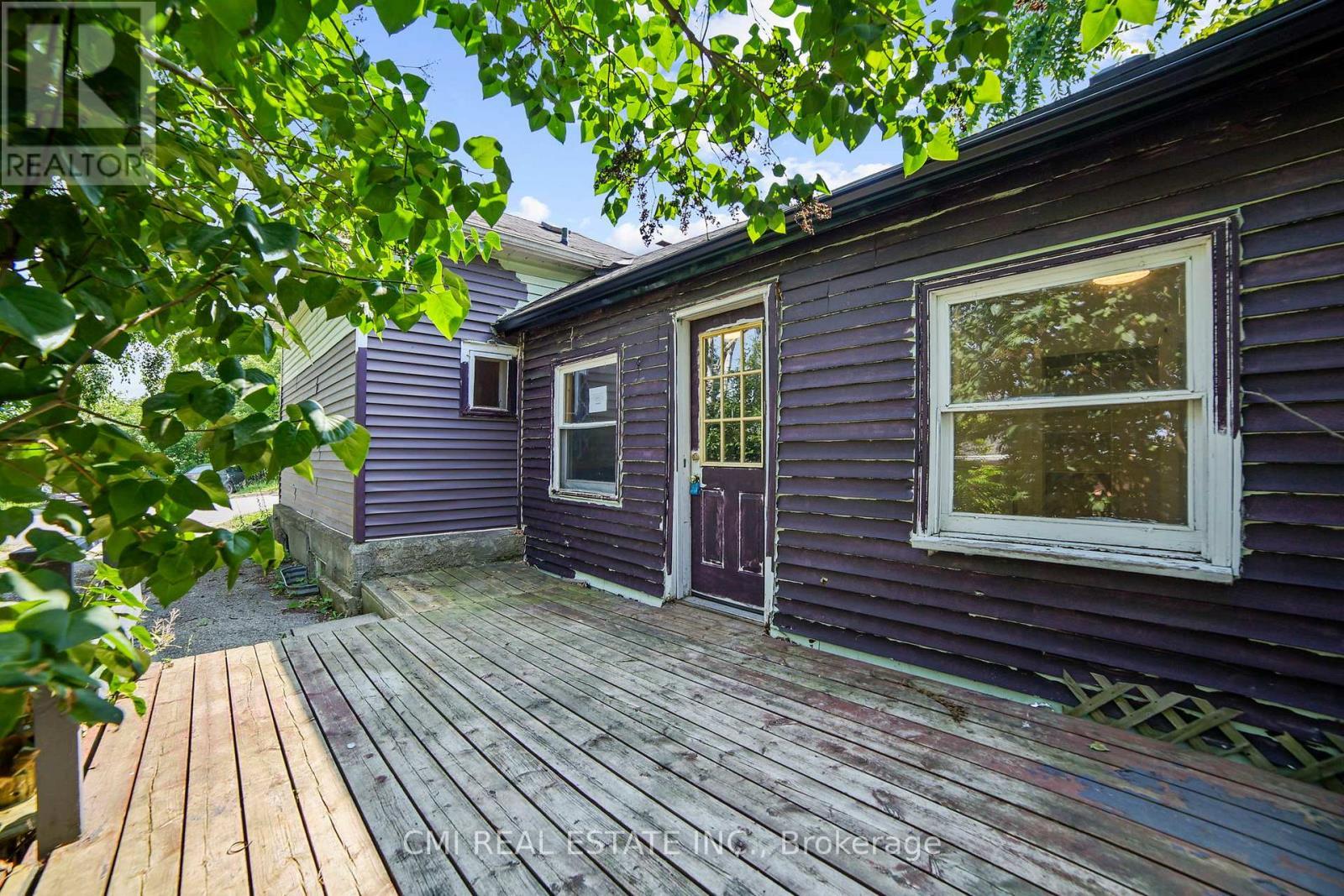 120 Second Avenue E, Shelburne, ON - Outdoor With Deck Patio Veranda With Exterior