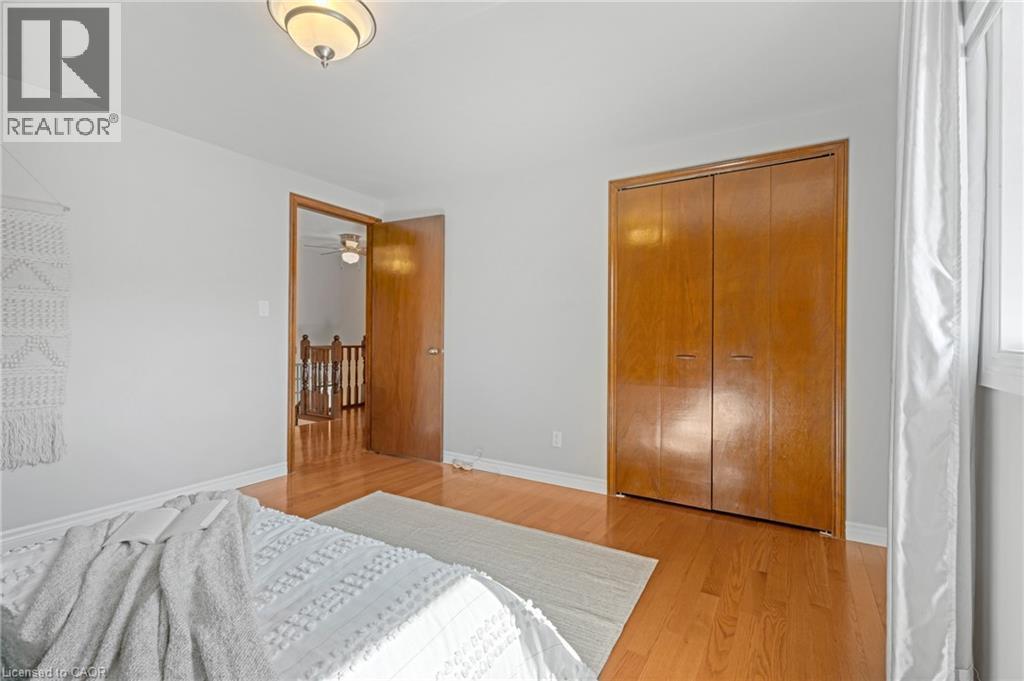 36 Skylark Drive, Hamilton, ON - Indoor Photo Showing Bedroom