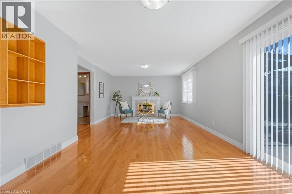 36 Skylark Drive, Hamilton, ON - Indoor Photo Showing Other Room
