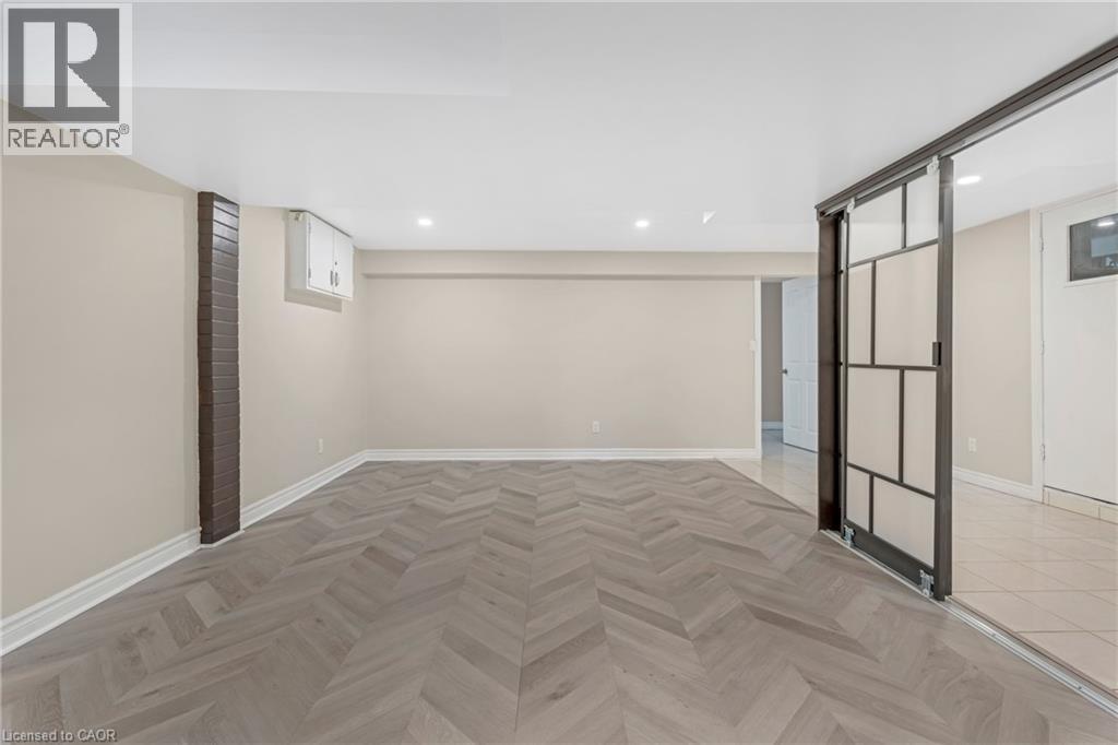 36 Skylark Drive, Hamilton, ON - Indoor Photo Showing Other Room