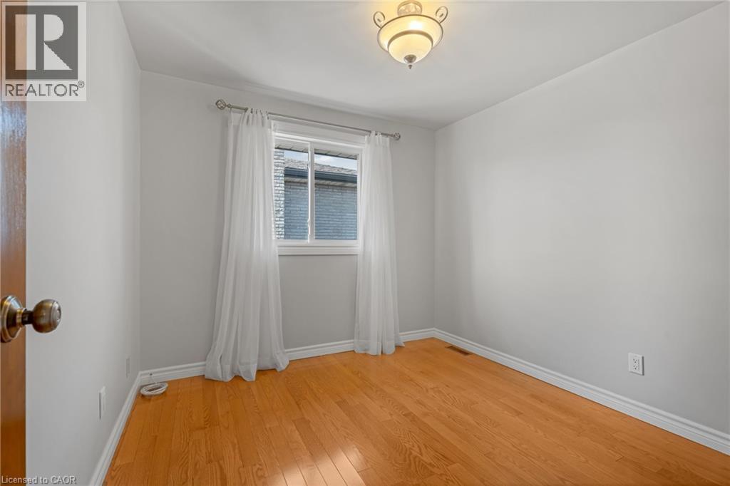 36 Skylark Drive, Hamilton, ON - Indoor Photo Showing Other Room