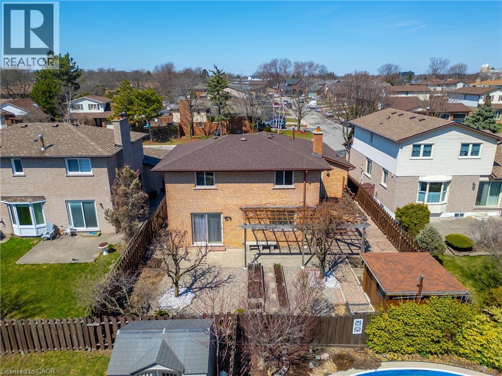 36 Skylark Drive, Hamilton, ON - Outdoor