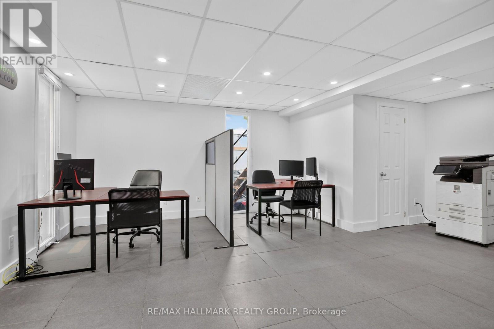 818 Boyd Avenue, Ottawa, ON