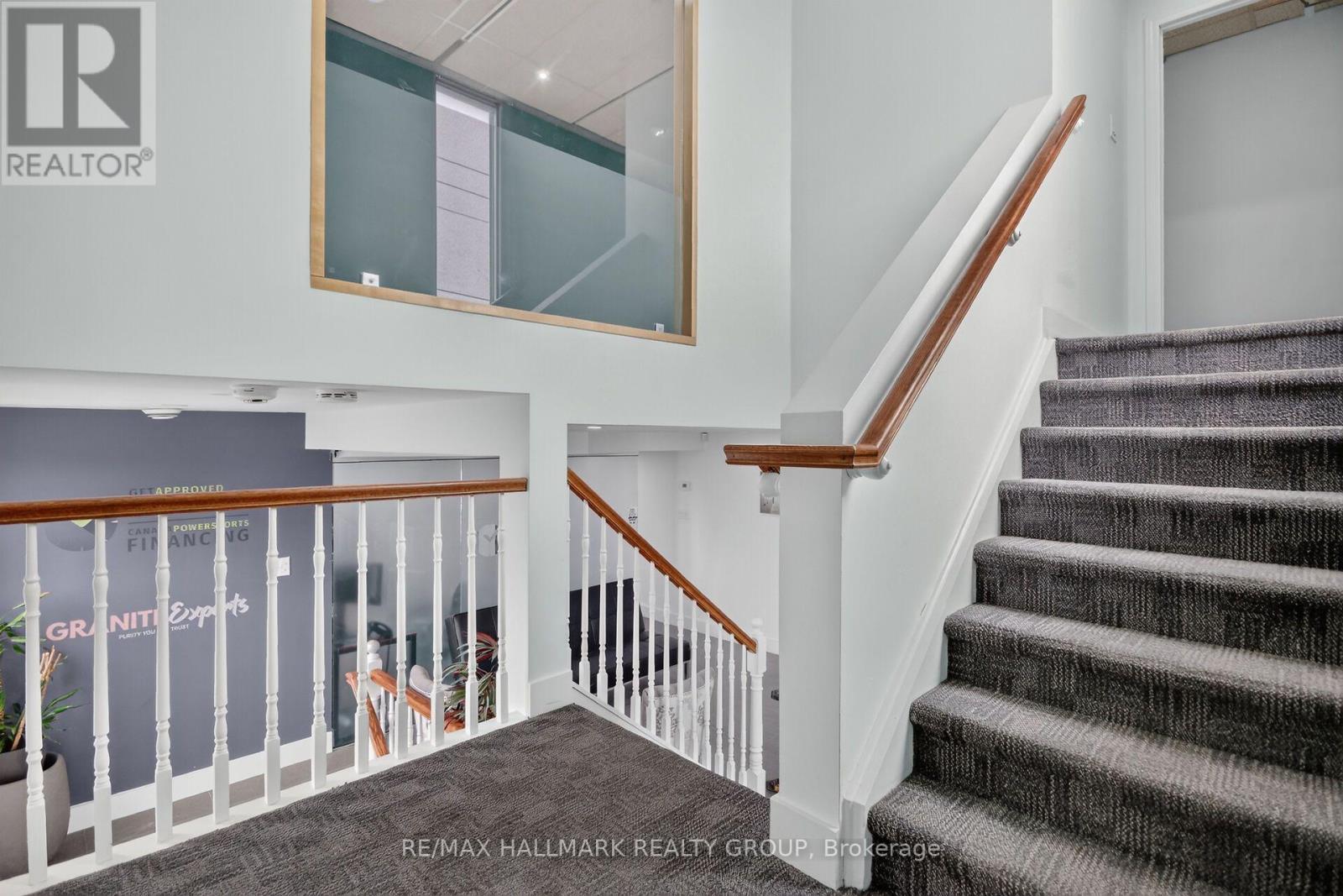818 Boyd Avenue, Ottawa, ON
