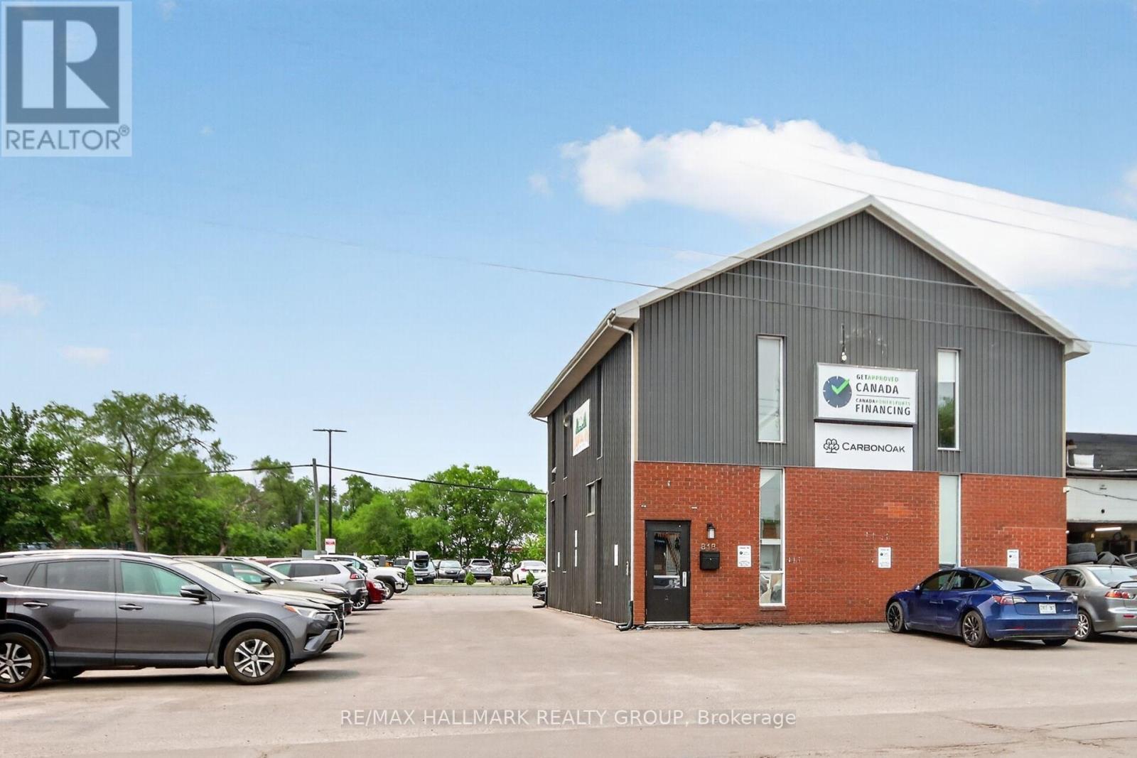 818 Boyd Avenue, Ottawa, ON