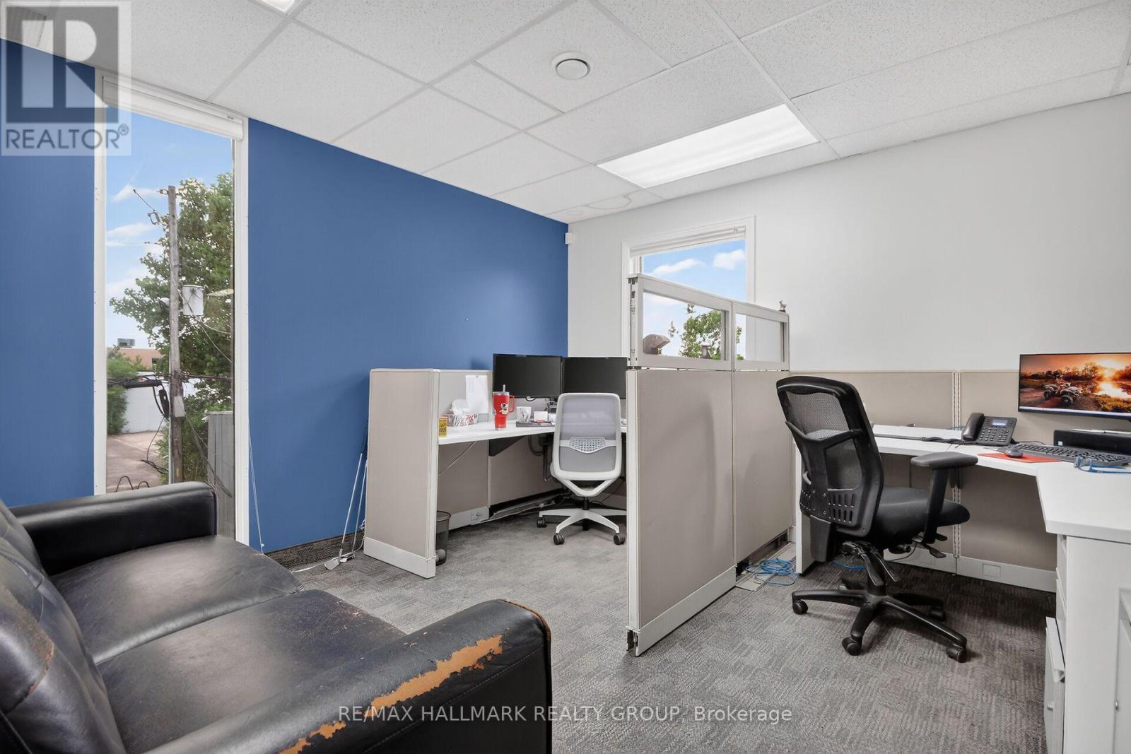 818 Boyd Avenue, Ottawa, ON