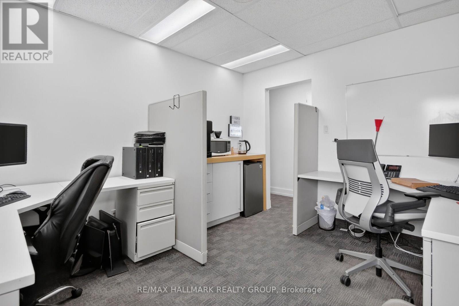 818 Boyd Avenue, Ottawa, ON