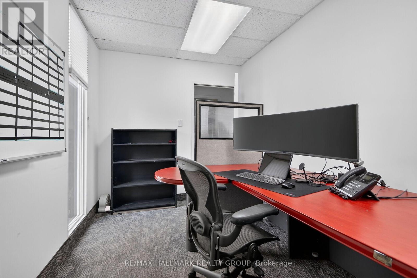 818 Boyd Avenue, Ottawa, ON