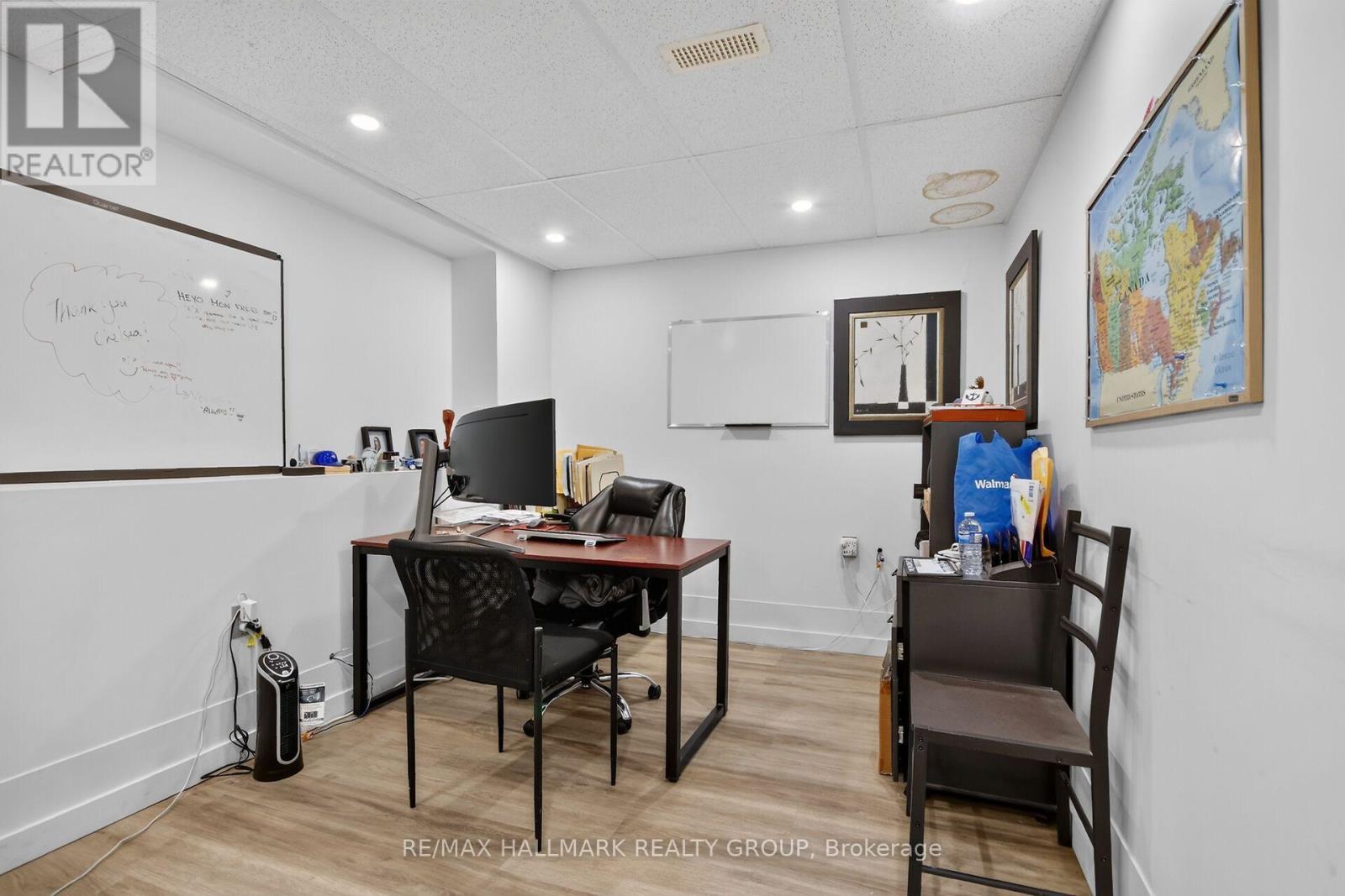 818 Boyd Avenue, Ottawa, ON