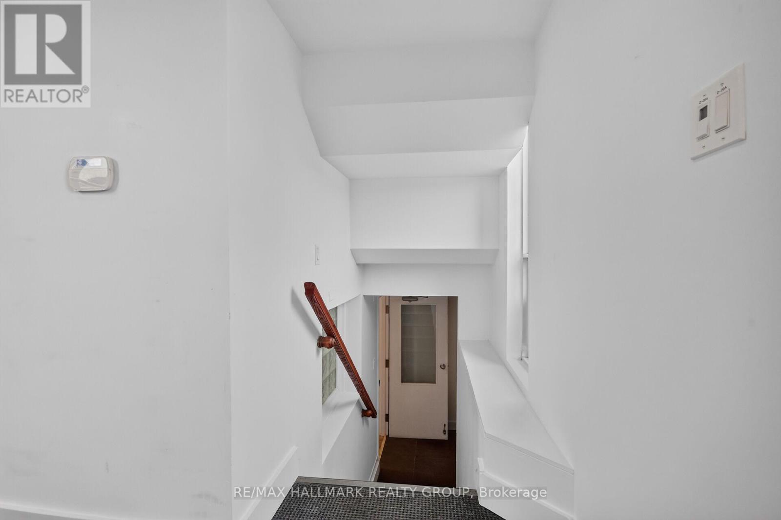 818 Boyd Avenue, Ottawa, ON