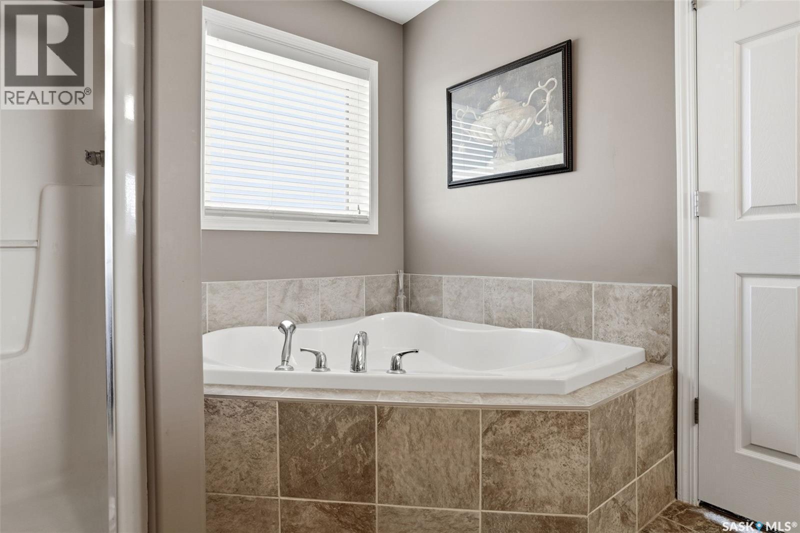 9 Mckenzie Pointe, White City, SK - Indoor Photo Showing Bathroom