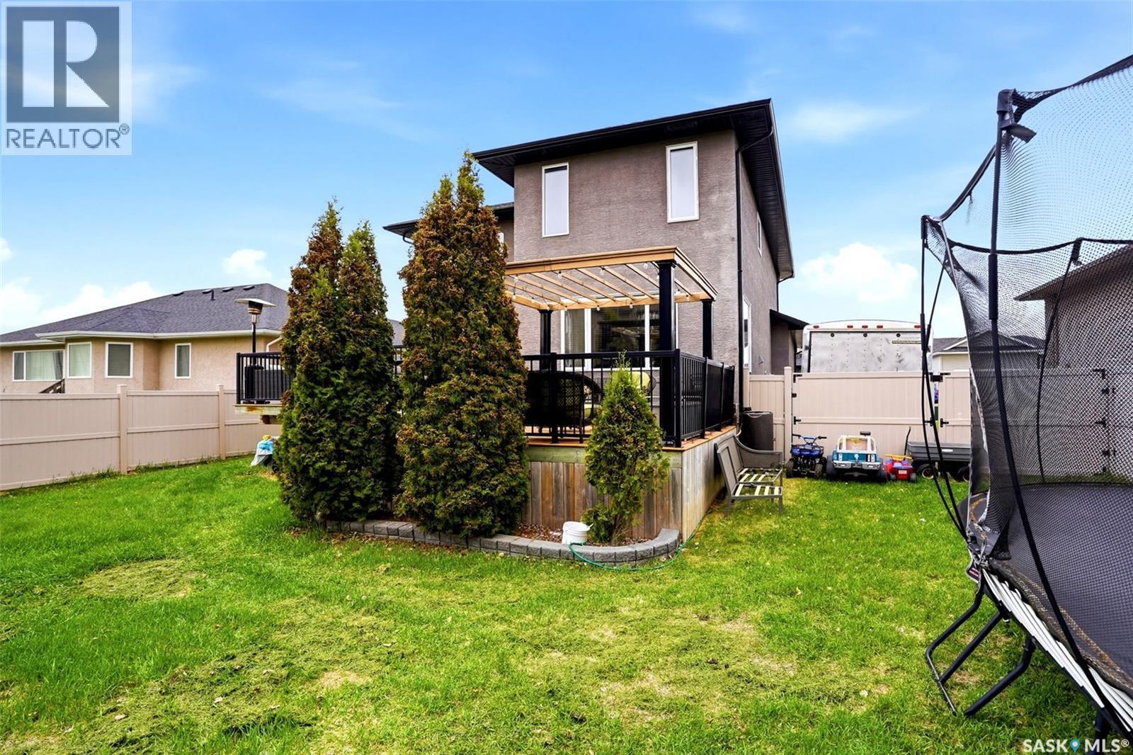 9 Mckenzie Pointe, White City, SK - Outdoor