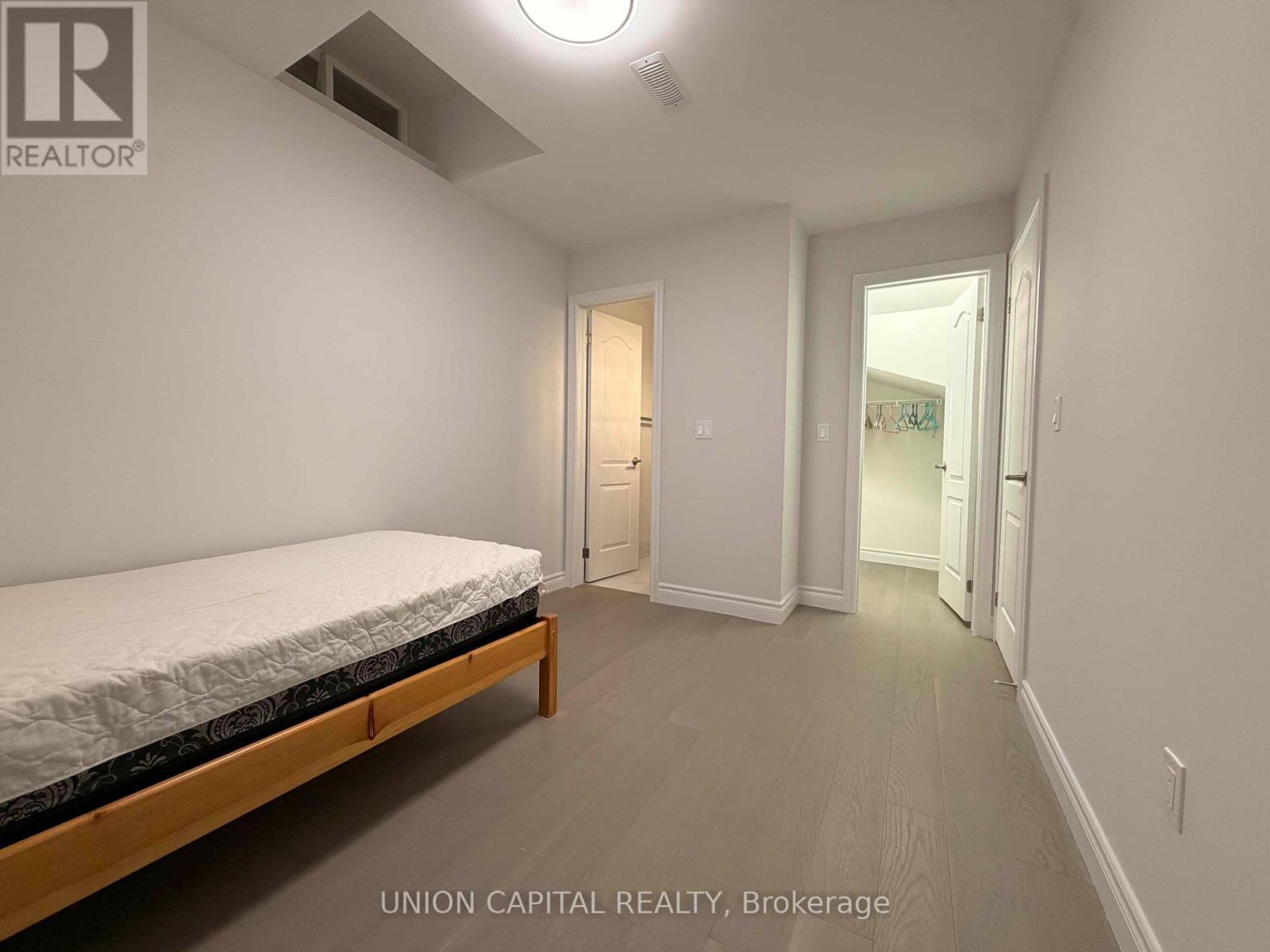 1 Waterleaf Road, Markham, ON - Indoor Photo Showing Bedroom