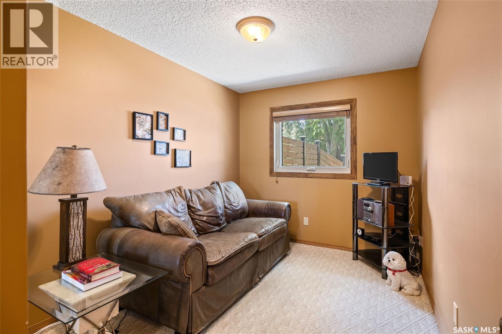 3147 Harding Street, Regina, SK - Indoor