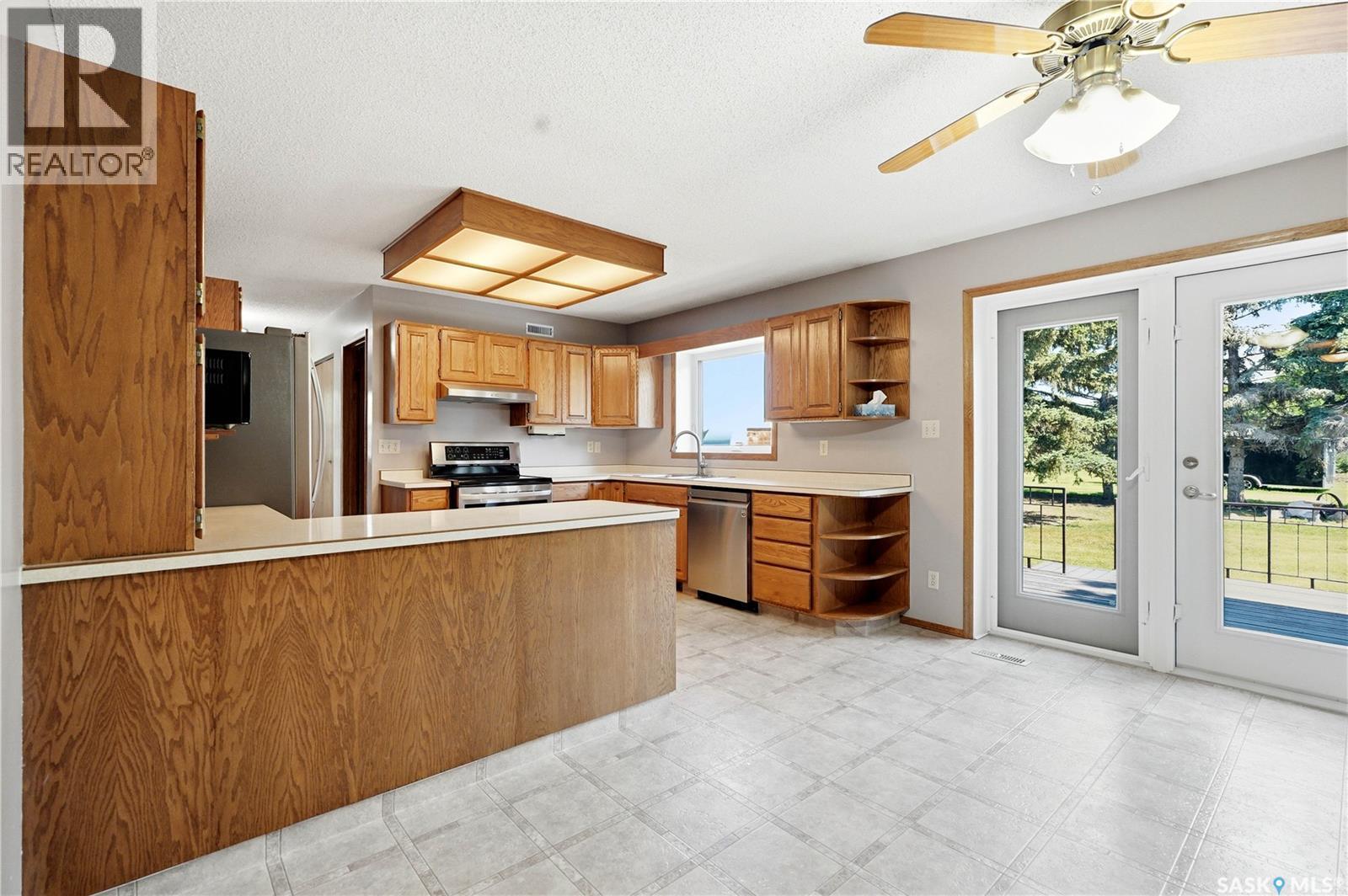 Donahue Acreage, Perdue Rm No. 346, SK - Indoor Photo Showing Kitchen