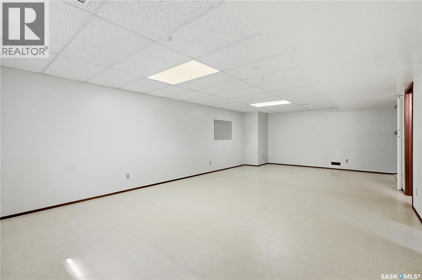 Donahue Acreage, Perdue Rm No. 346, SK - Indoor