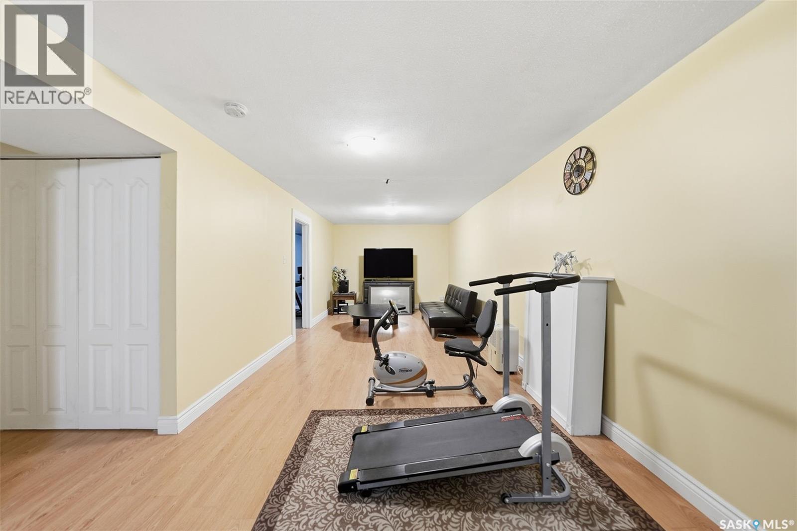 10 Dominion Crescent, Saskatoon, SK - Indoor Photo Showing Gym Room