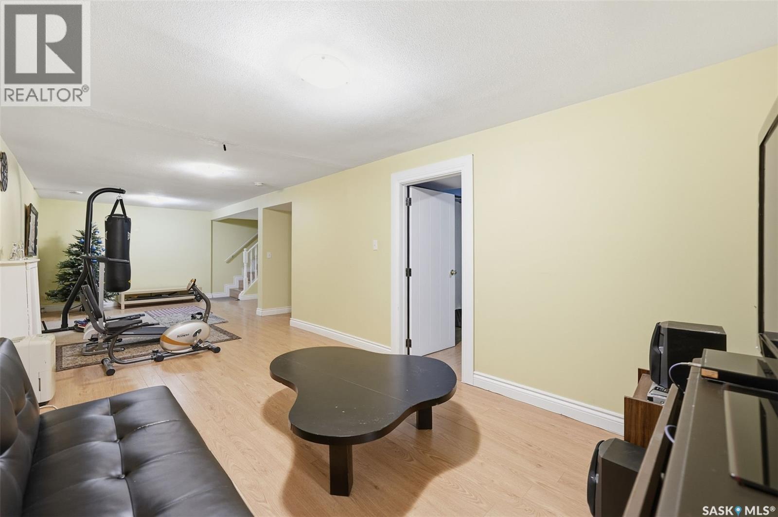 10 Dominion Crescent, Saskatoon, SK - Indoor Photo Showing Gym Room