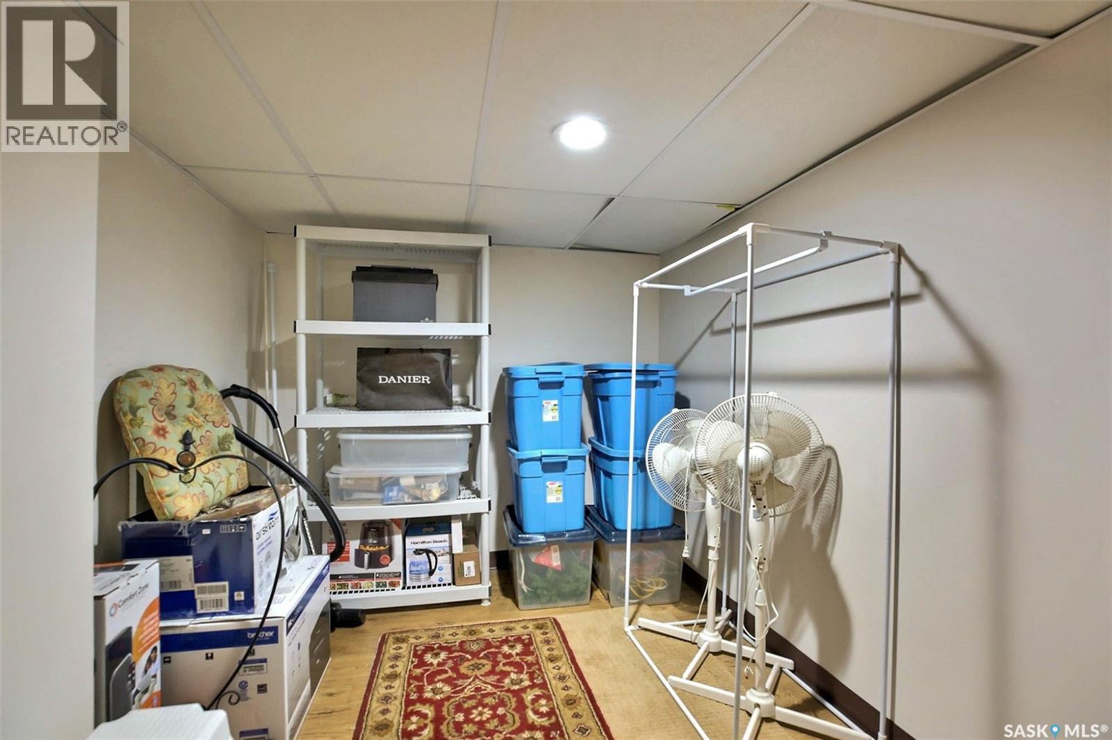 2834 Rae Street, Regina, SK - Indoor