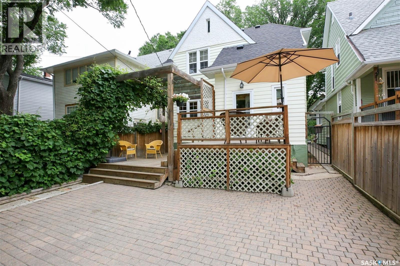 2834 Rae Street, Regina, SK - Outdoor With Deck Patio Veranda With Exterior