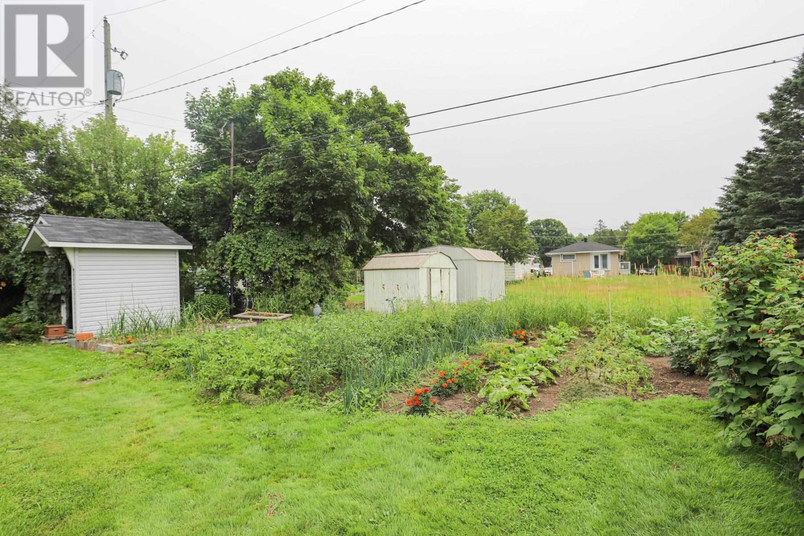 24 Granite St, Sault Ste. Marie, ON - Outdoor