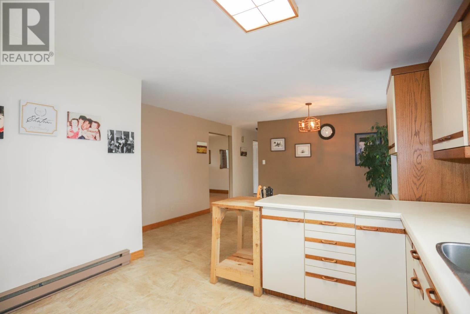 24 Granite St, Sault Ste. Marie, ON - Indoor