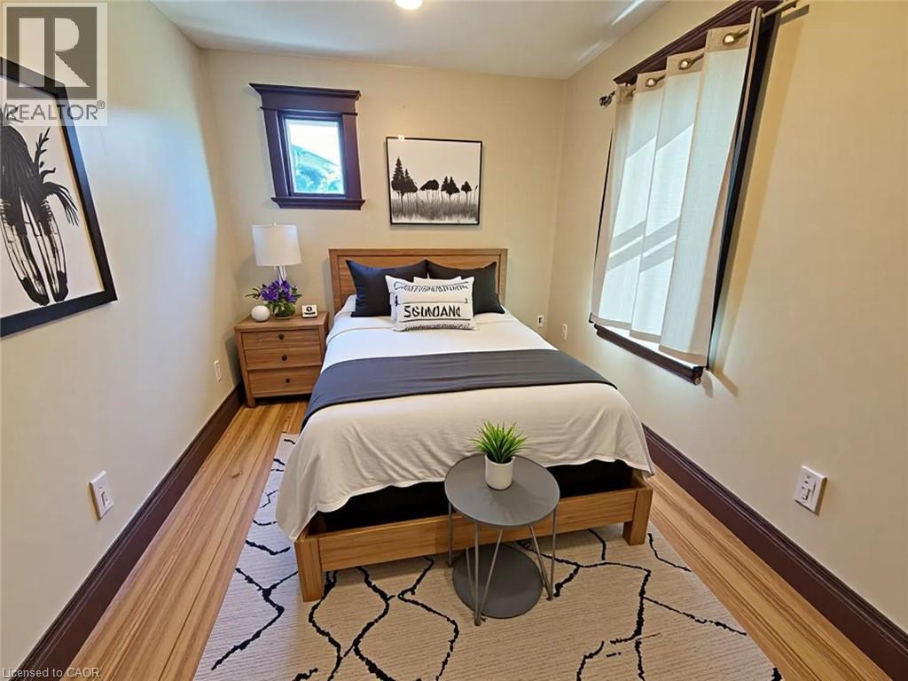 70 Belview Avenue Unit# 2, Hamilton, ON - Indoor Photo Showing Bedroom