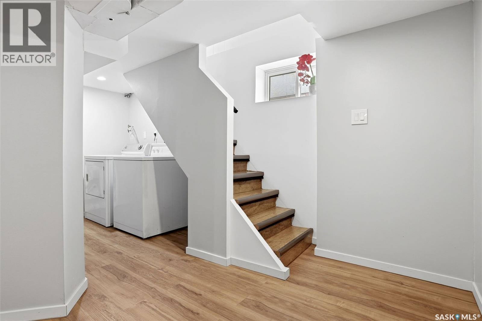721 College Avenue, Regina, SK - Indoor Photo Showing Laundry Room