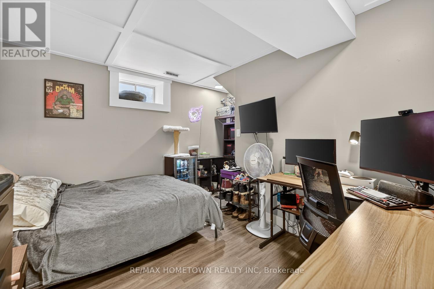 6244 Sixth Concession, Augusta, ON - Indoor Photo Showing Bedroom