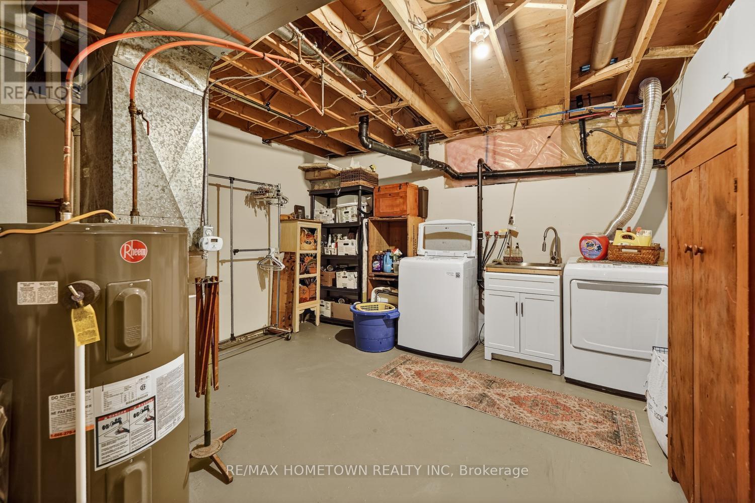 6244 Sixth Concession, Augusta, ON - Indoor Photo Showing Laundry Room