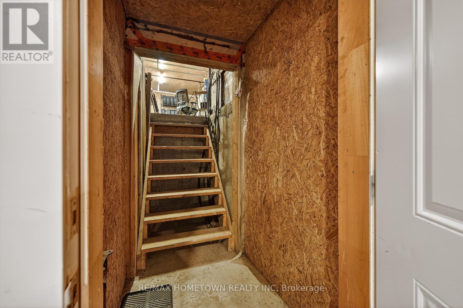 6244 Sixth Concession, Augusta, ON - Indoor Photo Showing Other Room