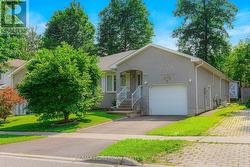 1048 BRIDLEWOOD DRIVE Brockville, ON K6V 7E9