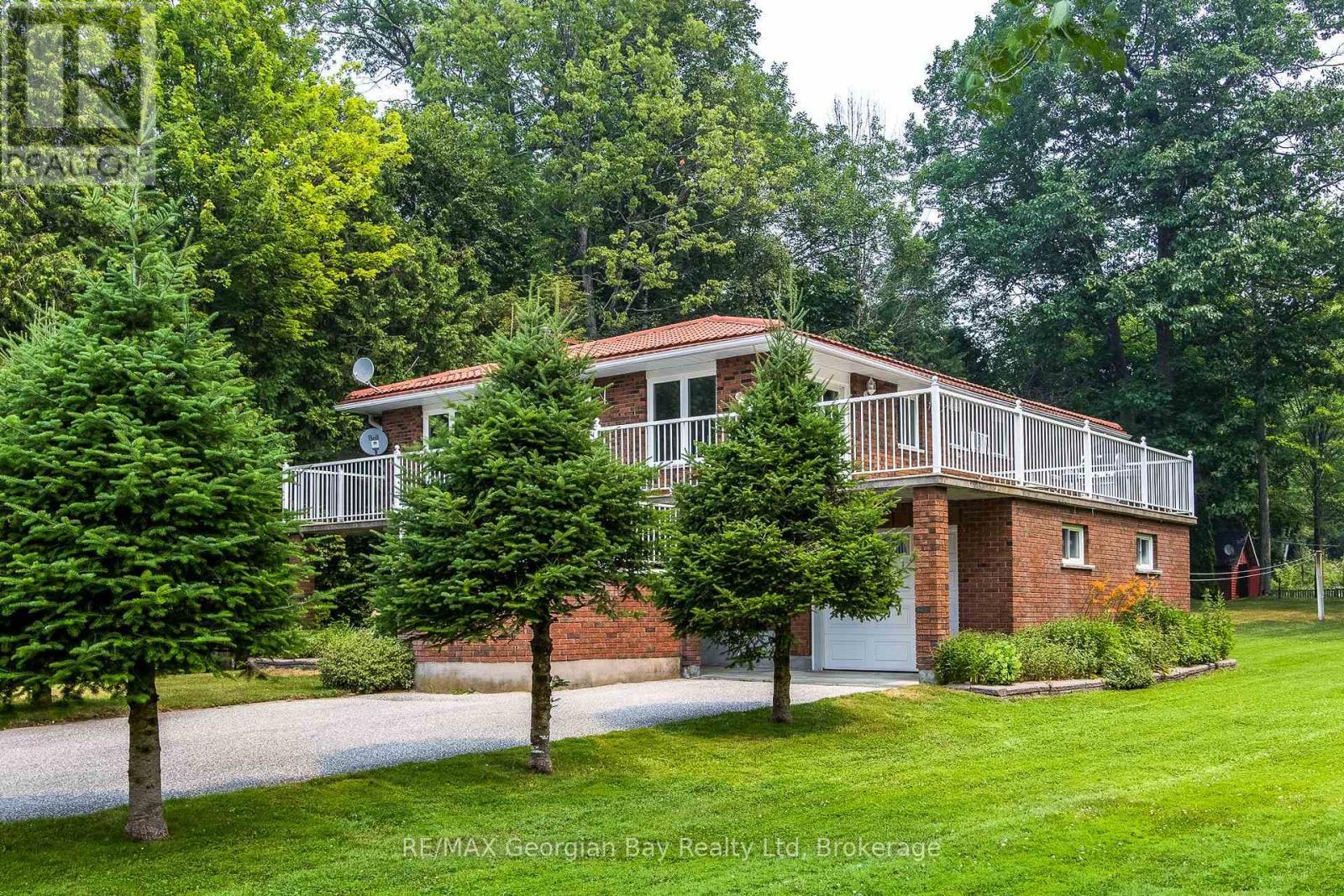 25 Albert Avenue, Tiny, ON - Outdoor