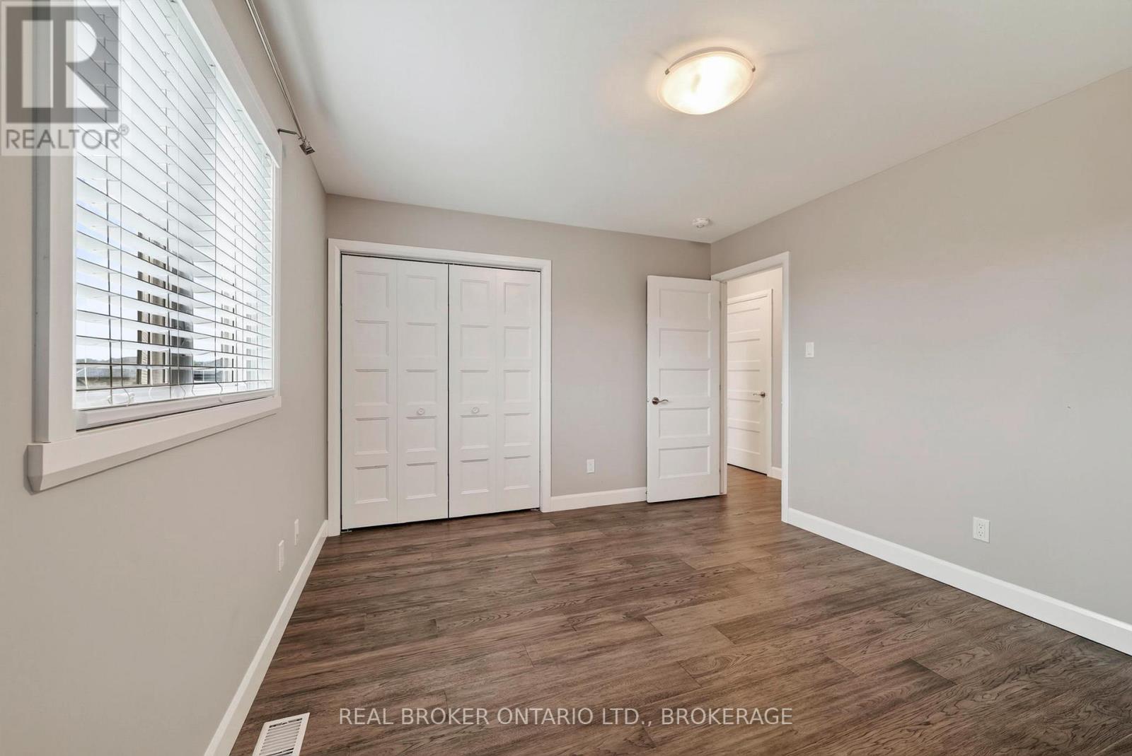 2199 Burke Avenue, Cornwall, ON - Indoor Photo Showing Other Room