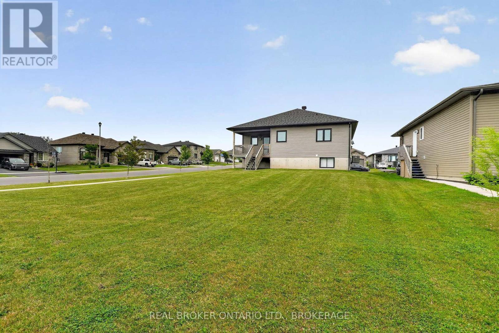 2199 Burke Avenue, Cornwall, ON - Outdoor