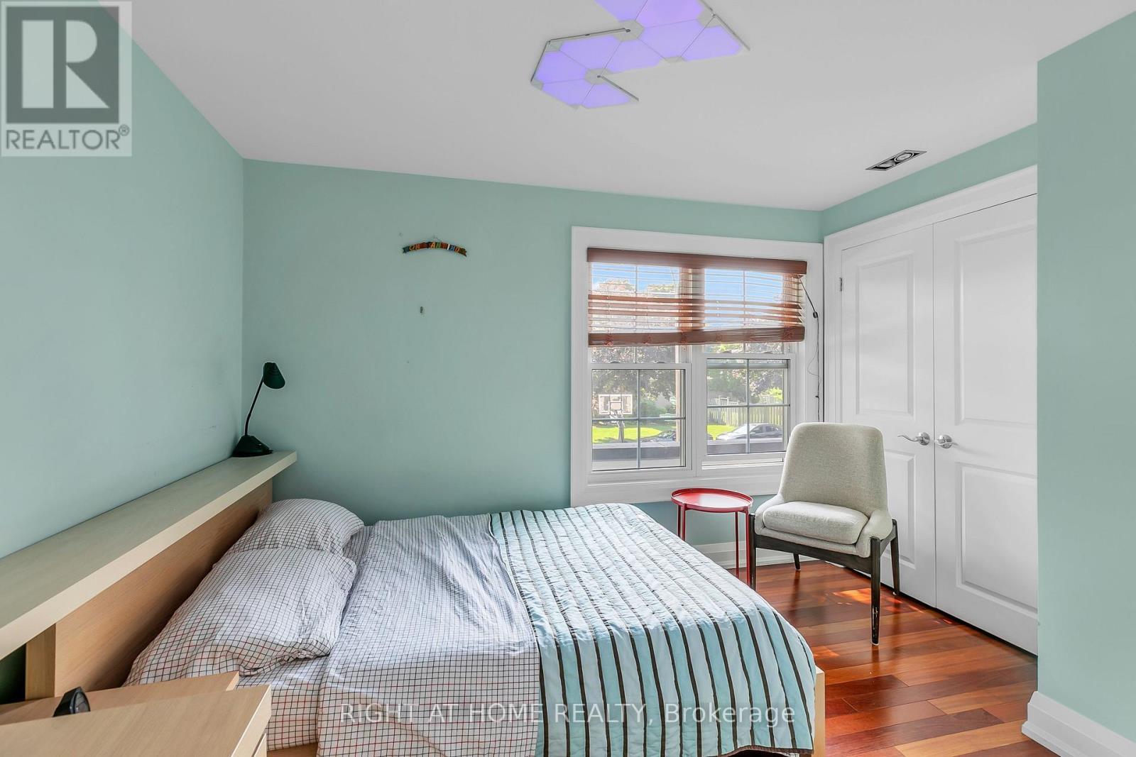 35 Brightbay Crescent, Markham, ON - Indoor Photo Showing Bedroom