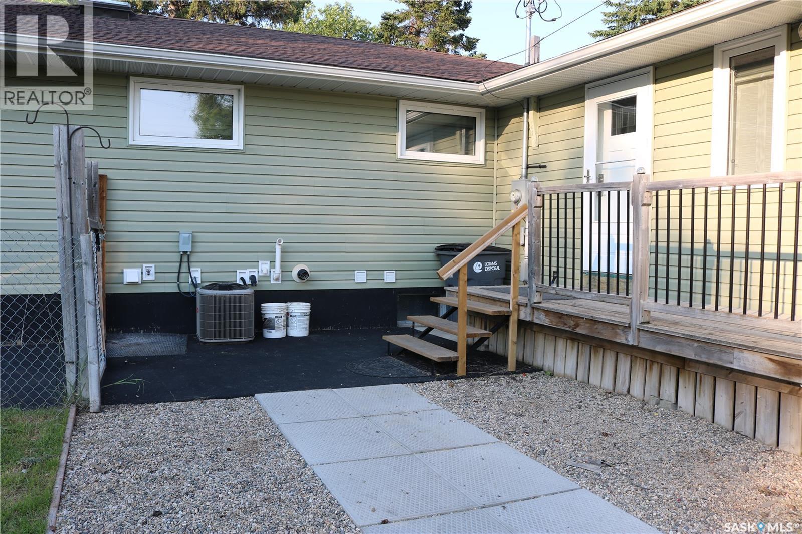 509 Mark Avenue, Moosomin, SK - Outdoor With Deck Patio Veranda With Exterior