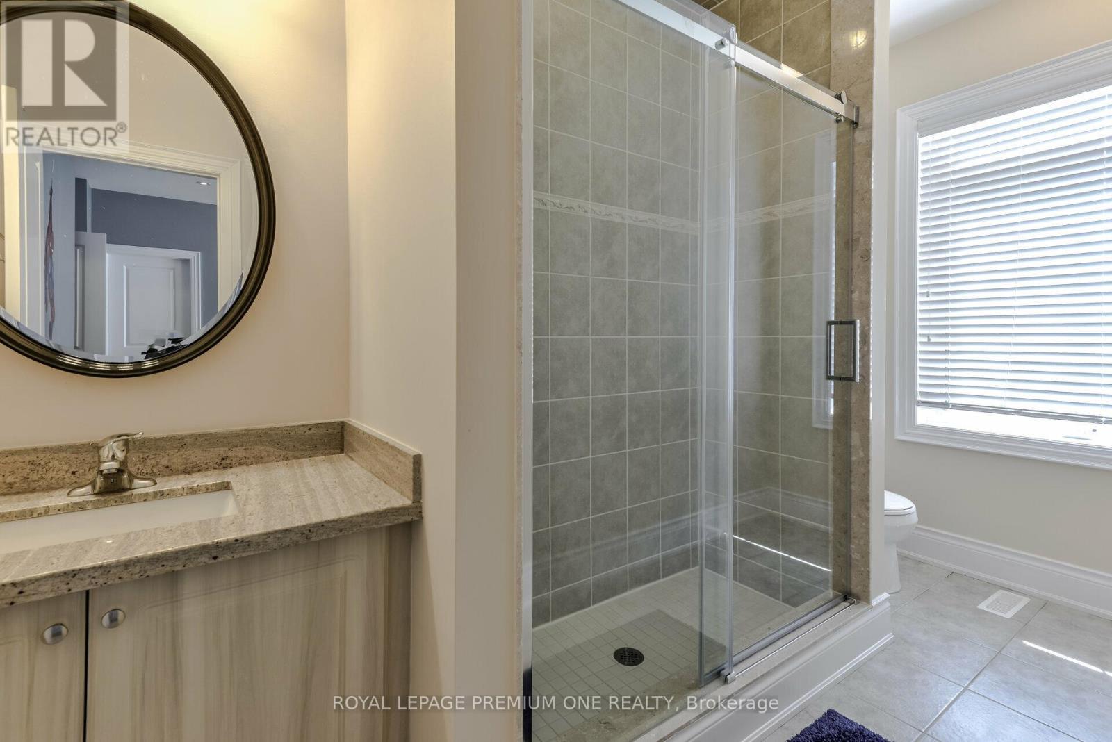 107 Headwind Boulevard, Vaughan, ON - Indoor Photo Showing Bathroom