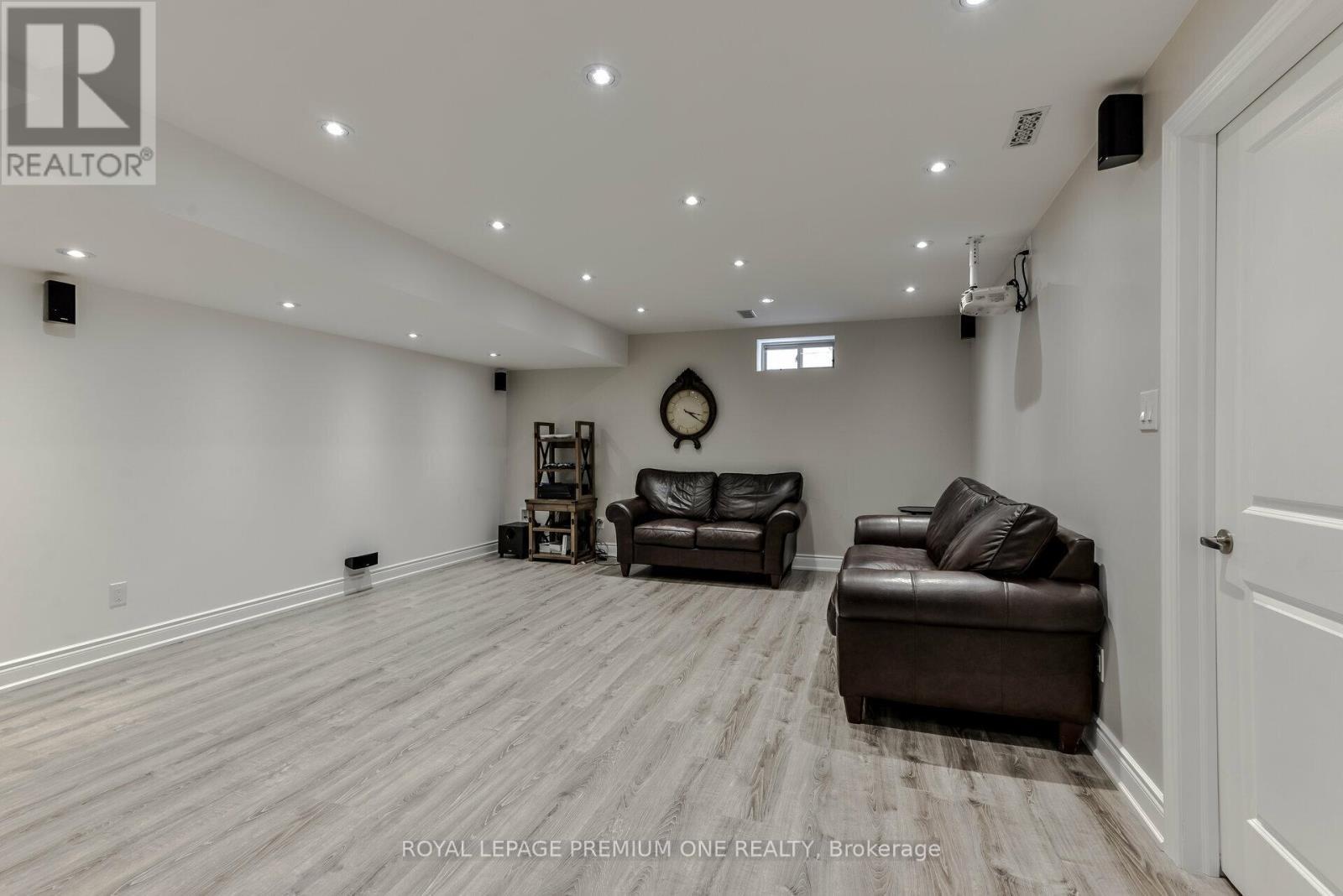 107 Headwind Boulevard, Vaughan, ON - Indoor