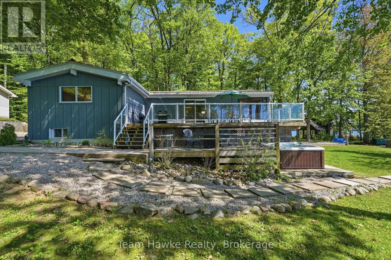 23 Timcourt Drive, Tiny, ON - Outdoor