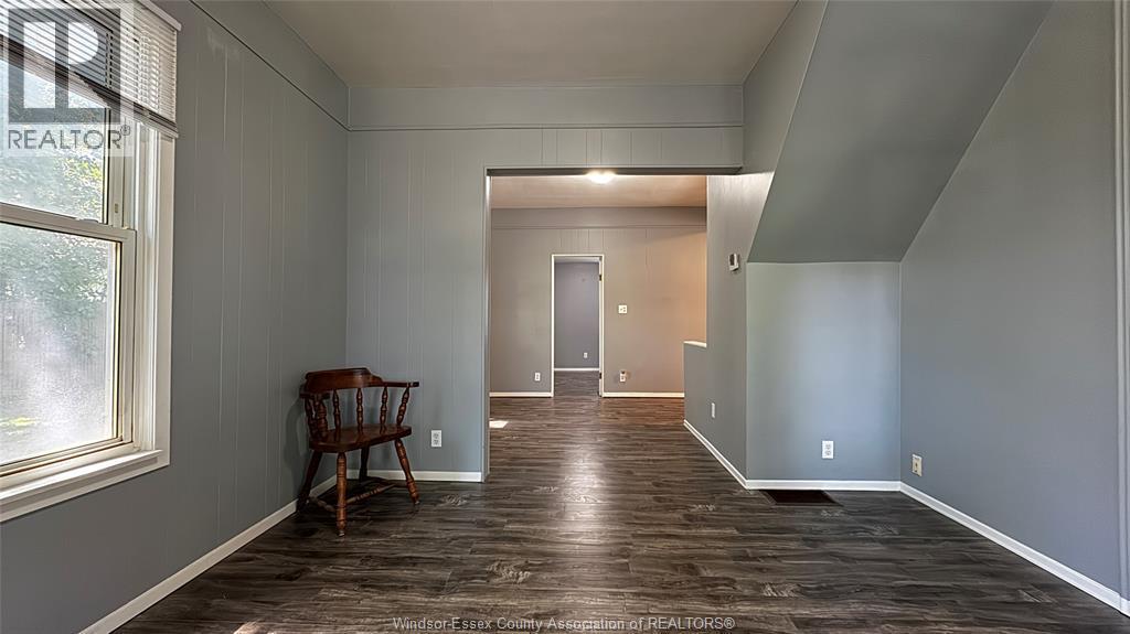 377 Chappell, Windsor, ON - Indoor Photo Showing Other Room