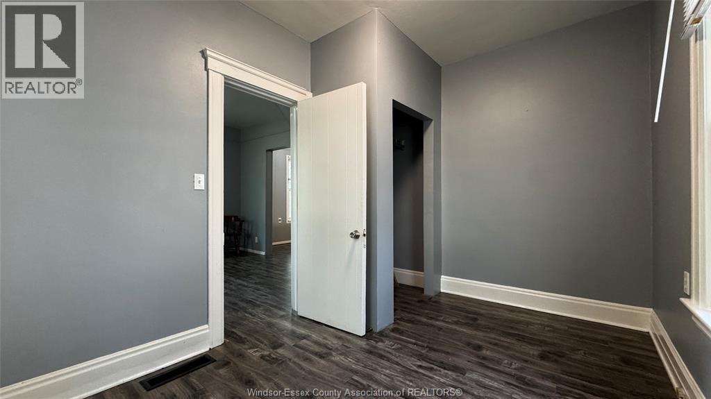 377 Chappell, Windsor, ON - Indoor Photo Showing Other Room