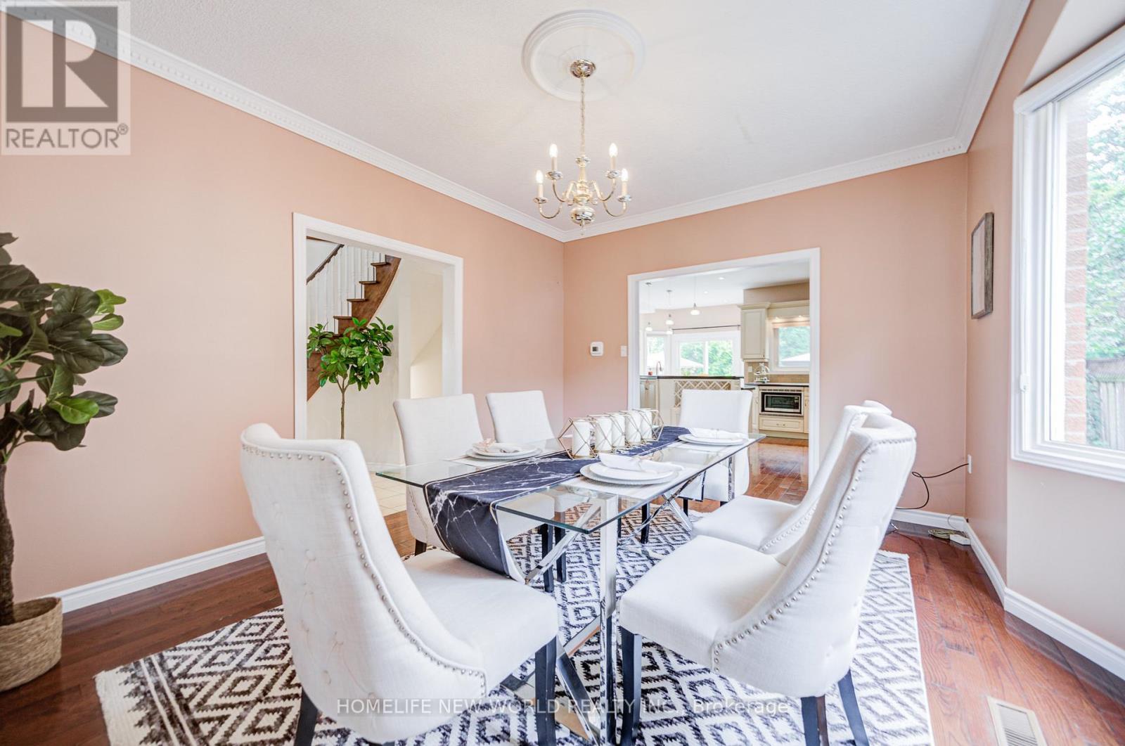 4468 Beacon Lane, Mississauga, ON - Indoor Photo Showing Dining Room