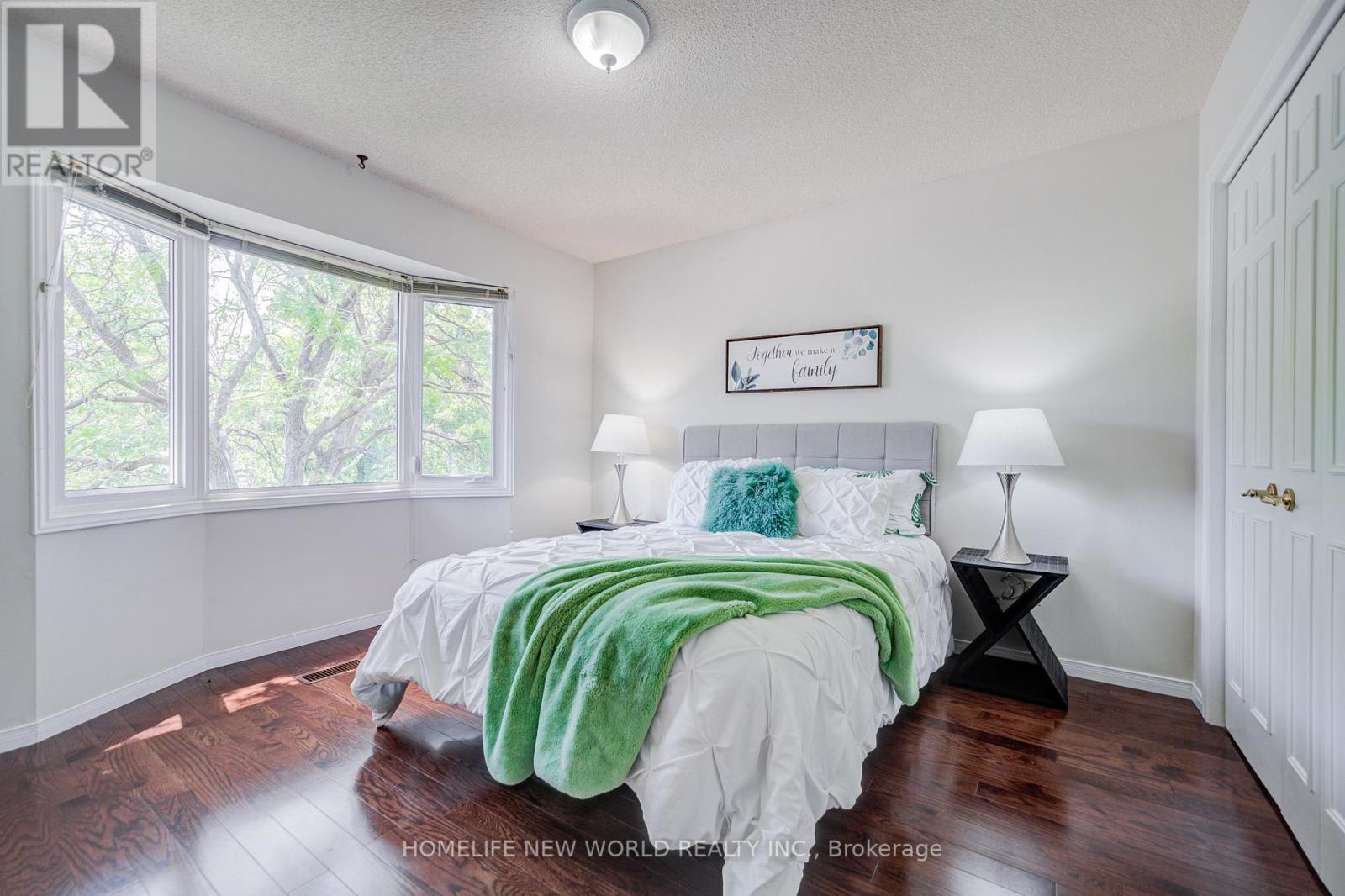 4468 Beacon Lane, Mississauga, ON - Indoor Photo Showing Bedroom