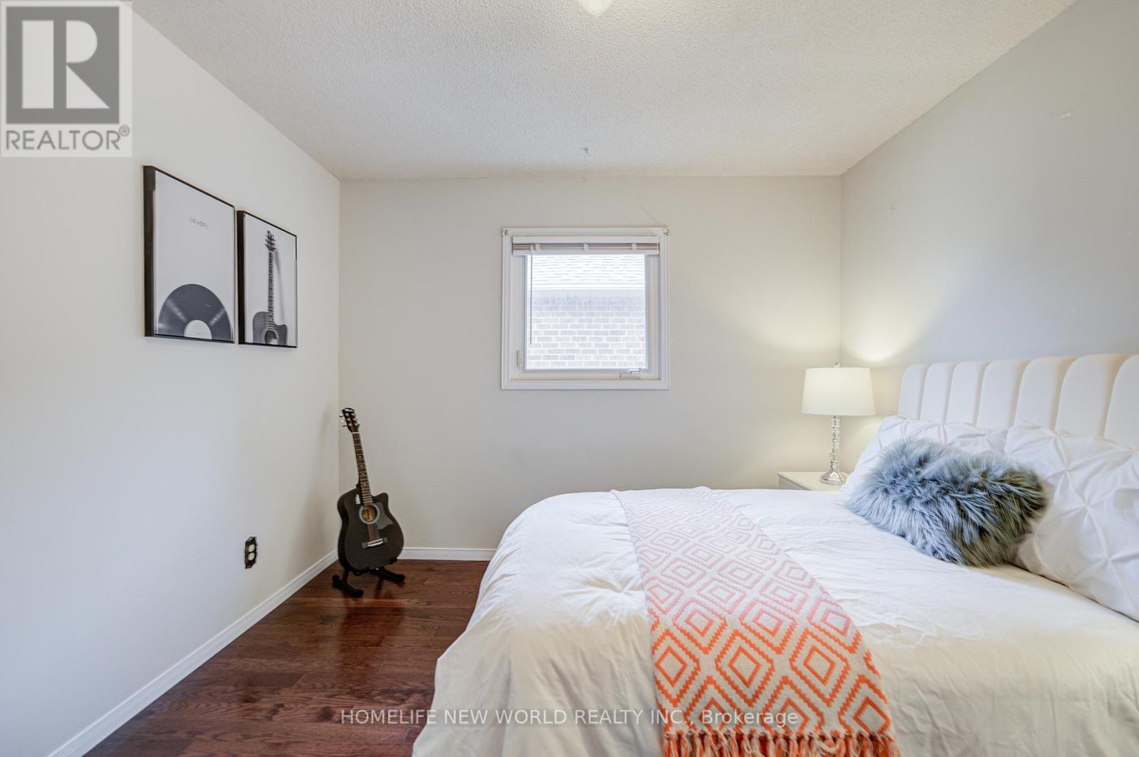 4468 Beacon Lane, Mississauga, ON - Indoor Photo Showing Bedroom
