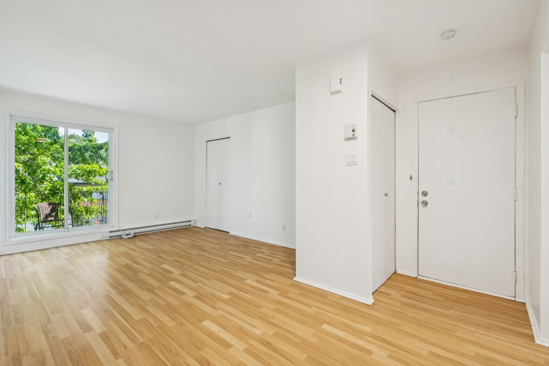 Vue d'ensemble - 8-68 6E Avenue, L'Île-Perrot, QC - Indoor Photo Showing Other Room