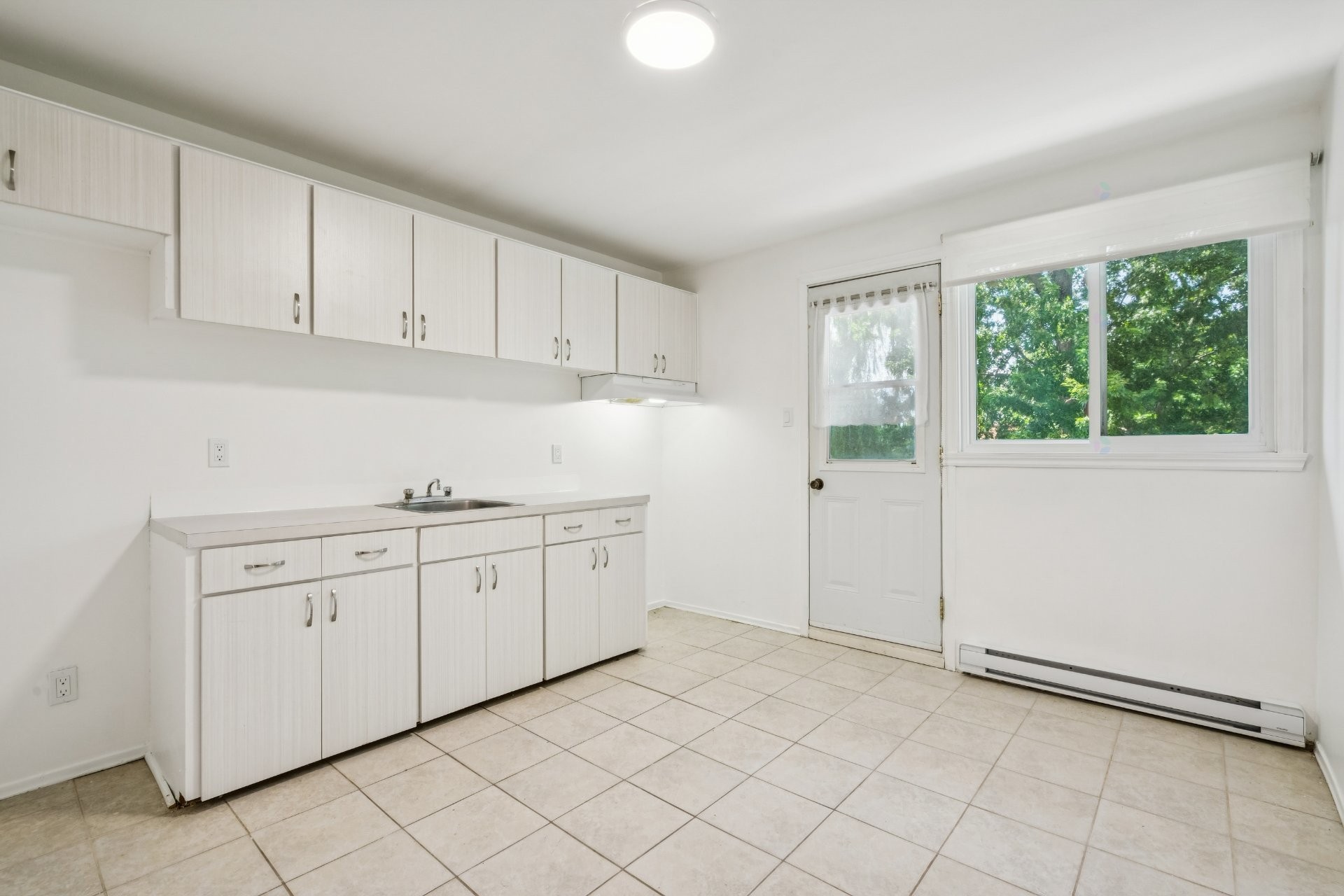 Cuisine - 8-68 6E Avenue, L'Île-Perrot, QC - Indoor Photo Showing Kitchen